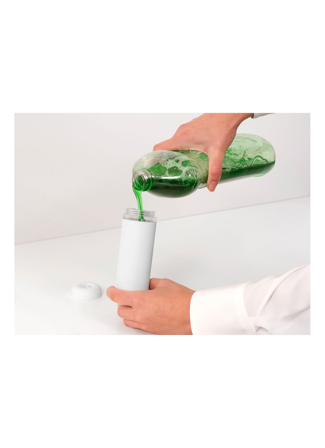 Brabantia SinkStyle afwasmiddeldispenser knijpfles 200 ml - detail 2 wit