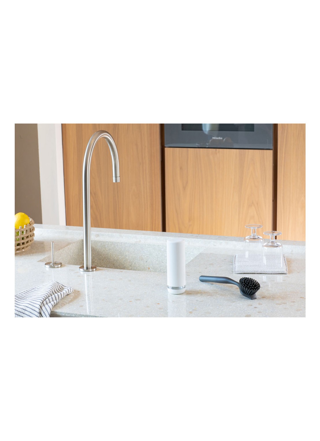 Brabantia SinkStyle afwasmiddeldispenser knijpfles 200 ml - detail 3 wit
