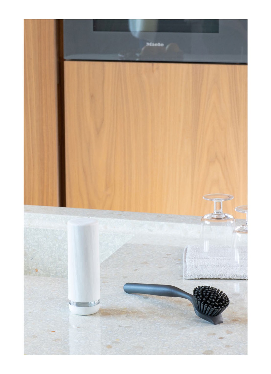 Brabantia SinkStyle afwasmiddeldispenser knijpfles 200 ml - detail 4 wit