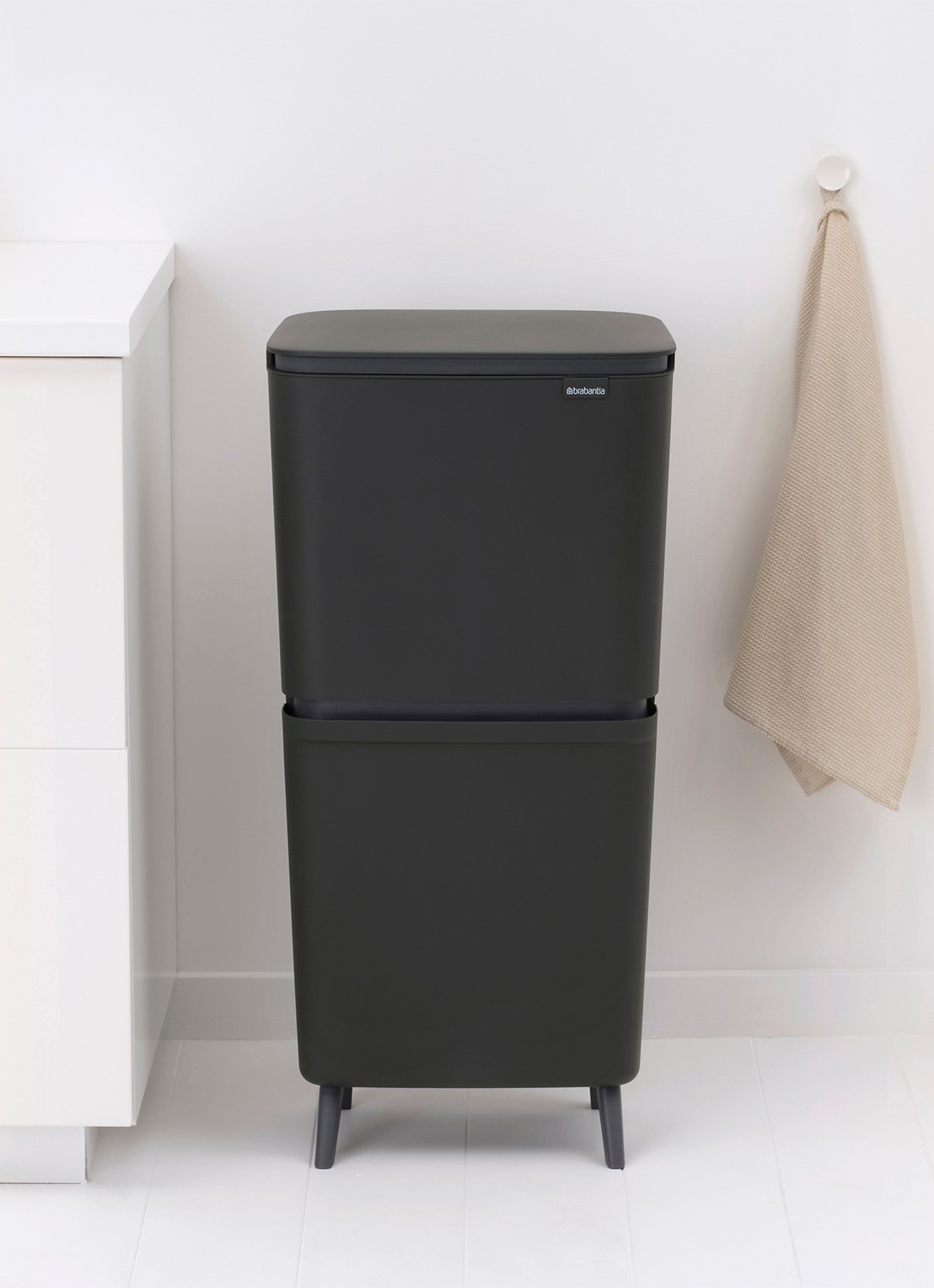 Brabantia SortUp prullenbak met deksel 20+25 liter - detail 8 antraciet