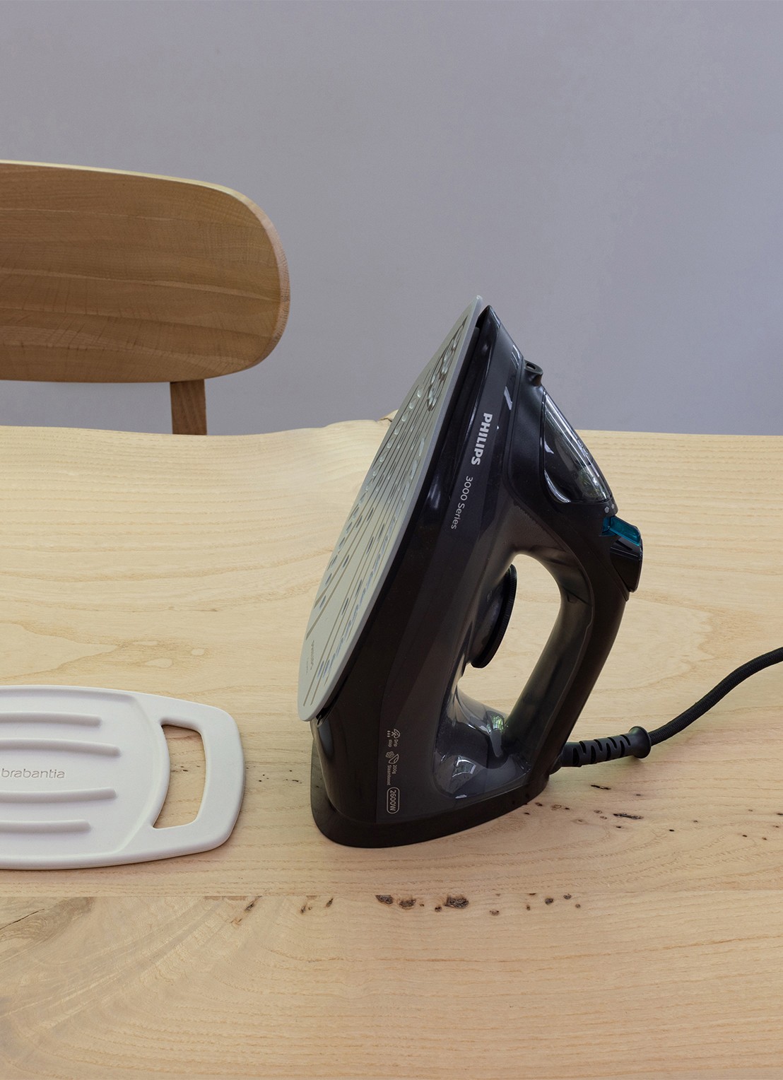 Brabantia Stoomstrijkijzer matje - achterkant 3 beige
