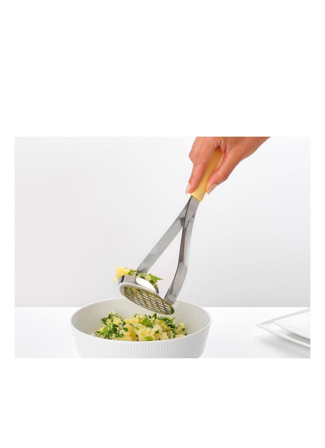 Brabantia Tasty+ pureestamper en lepel - detail 5 vanillegeel