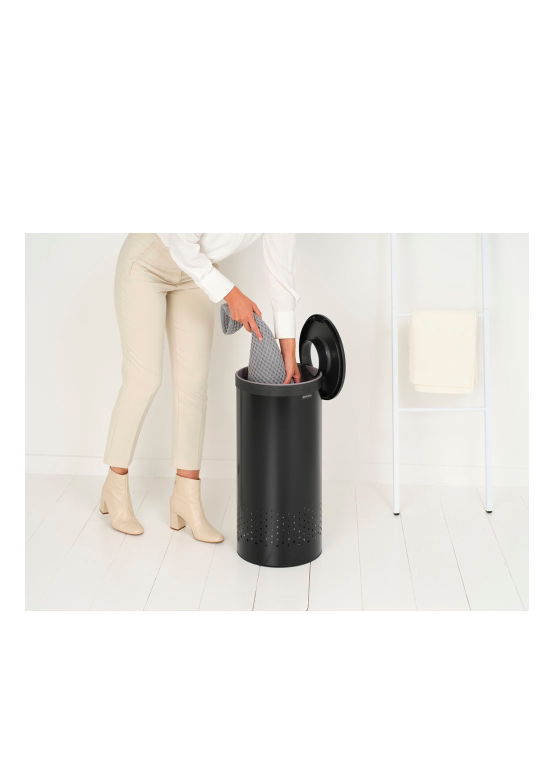 Brabantia Wasmand 63,5 x 30 cm - detail 8 zwart
