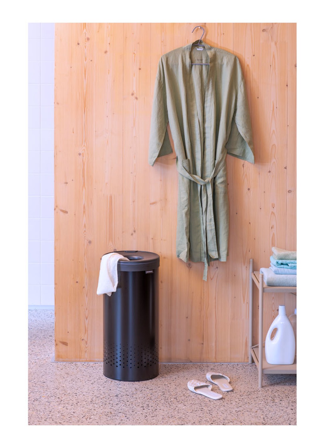 Brabantia Wasmand 63,5 x 30 cm - voorkant 3 zwart