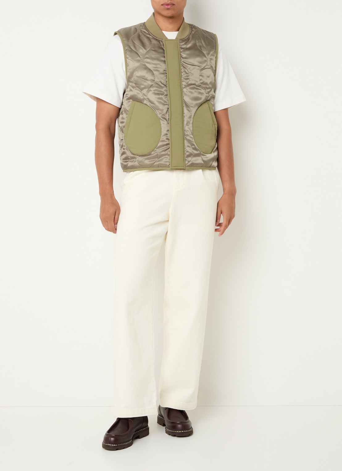 Bram's Fruit Reversible bodywarmer met steekzakken - voorkant 3 olijfgroen