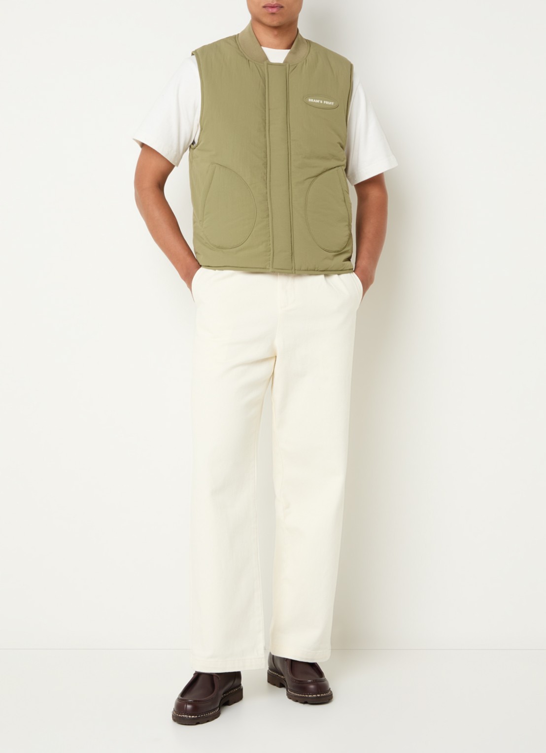 Bram's Fruit Reversible bodywarmer met steekzakken - voorkant 4 olijfgroen