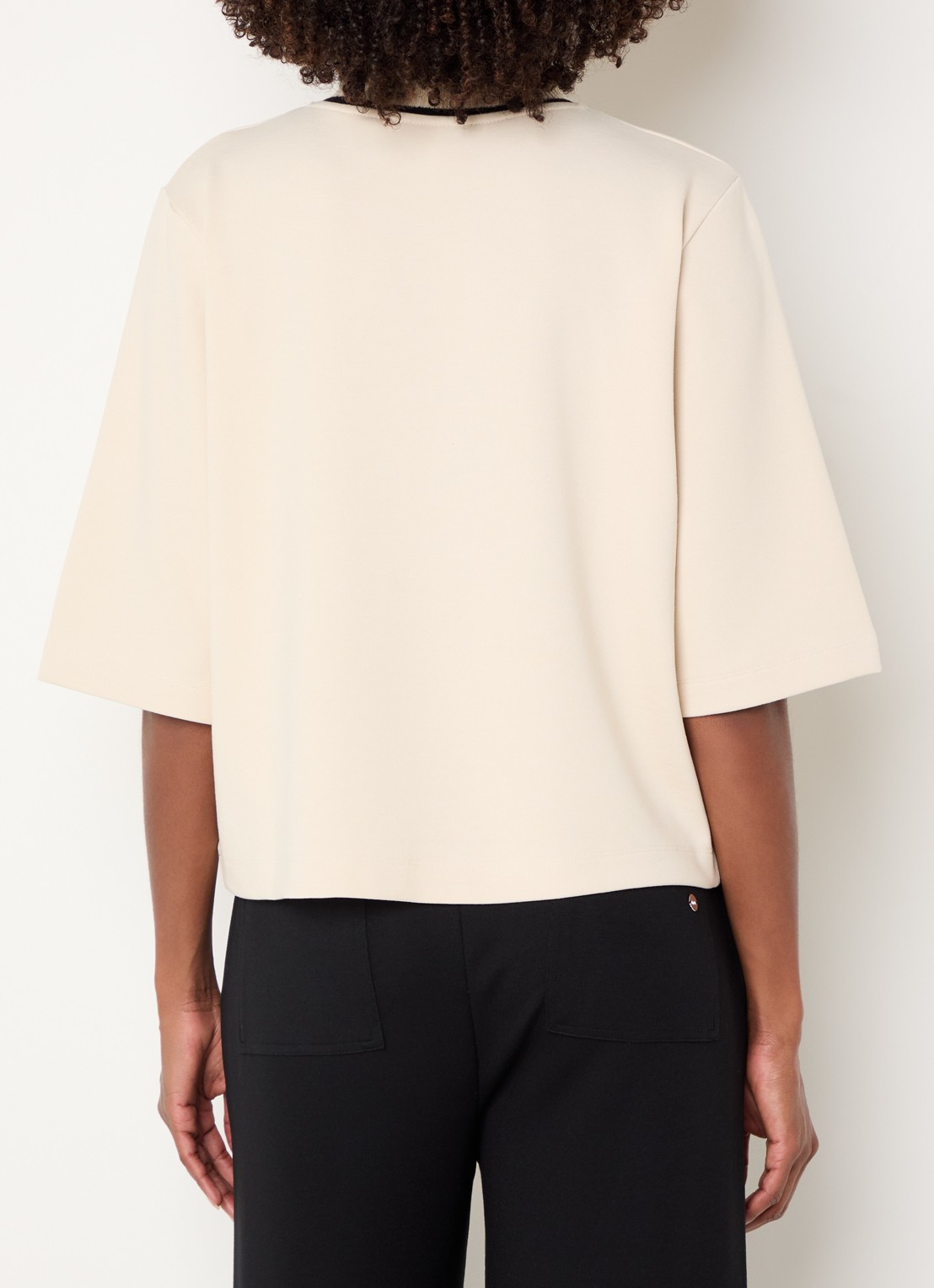 BRAX Berta T-shirt met opstaande kraag - achterkant beige