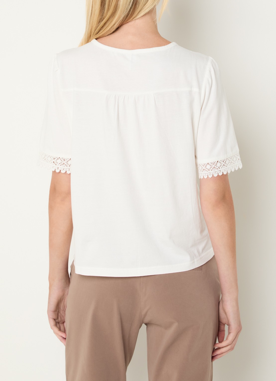 BRAX Celina tuniek met broderie - achterkant 2 wit