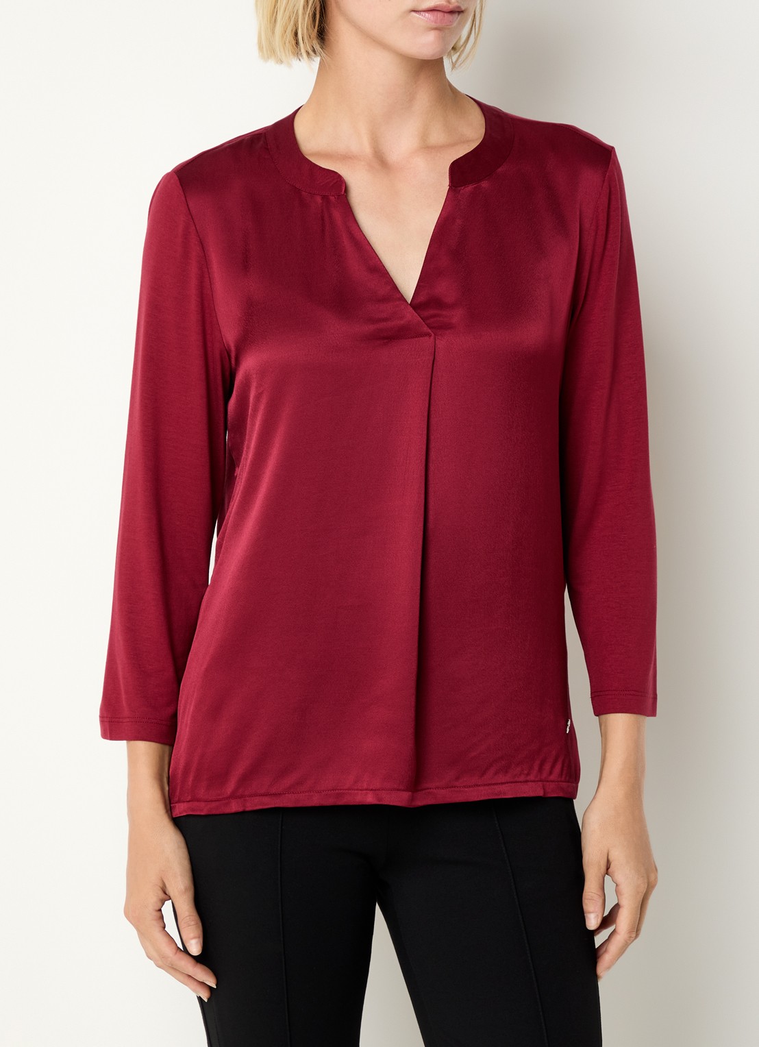 BRAX Clarisa tuniek met plooidetail  - detail kersenrood