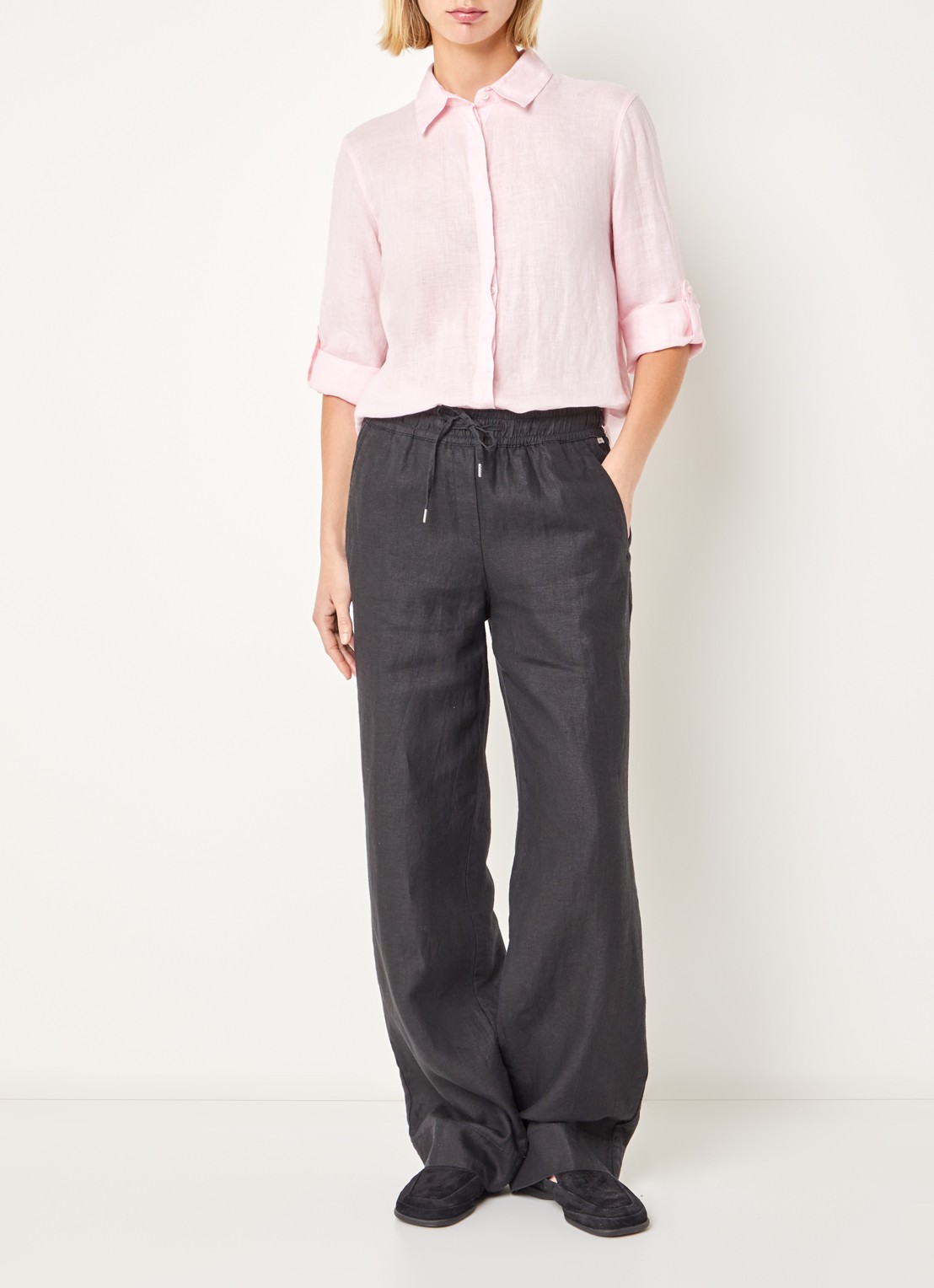 BRAX  Farina loose fit pantalon van linnen met steekzakken - voorkant 3 zwart