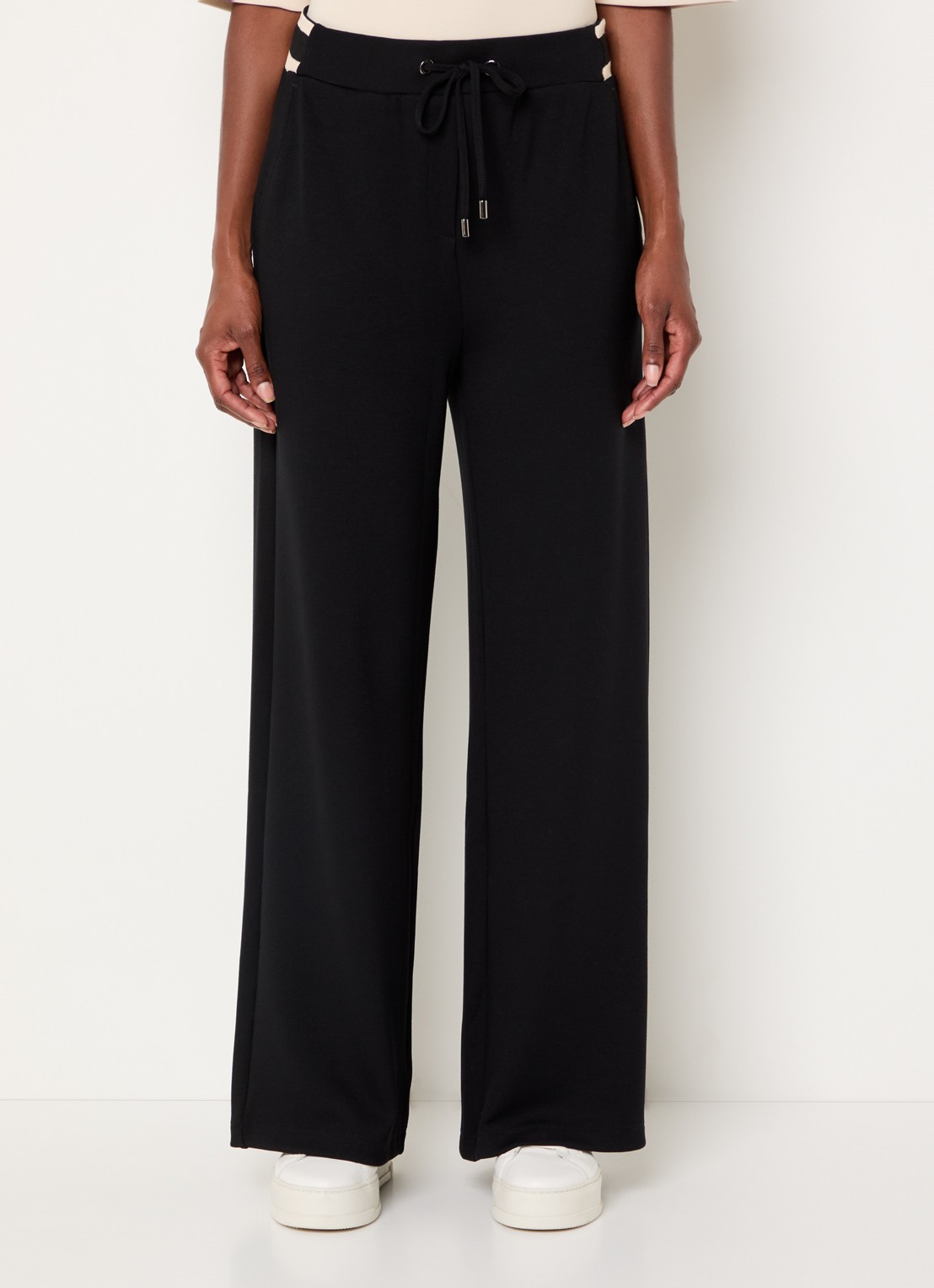 BRAX High waist wide leg joggingbroek met steekzakken  - detail 2 zwart