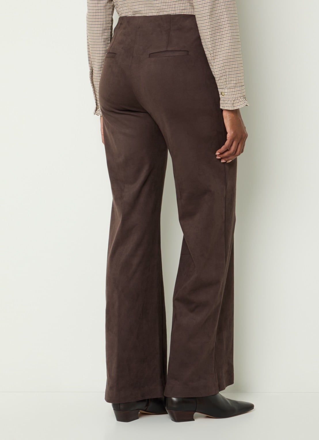 BRAX Lillyth high waist straight fit broek van imitatiesuède - achterkant 4 donkerbruin