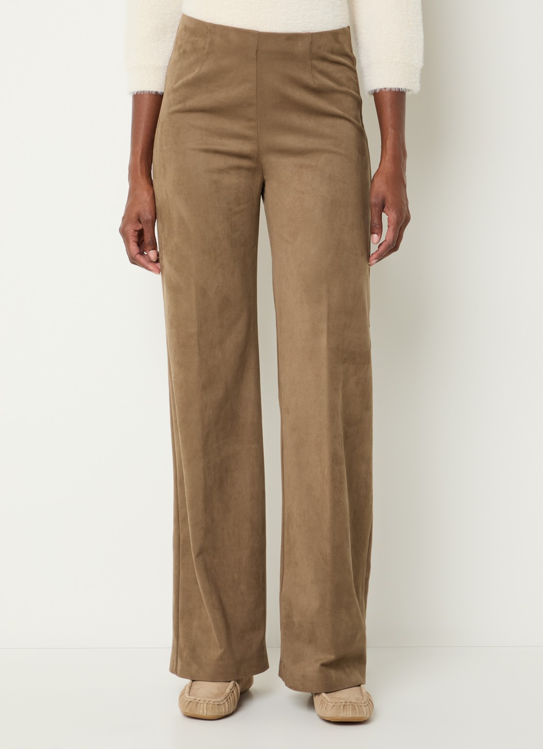 BRAX Lillyth high waist straight fit broek van imitatiesuède - detail 3 camel
