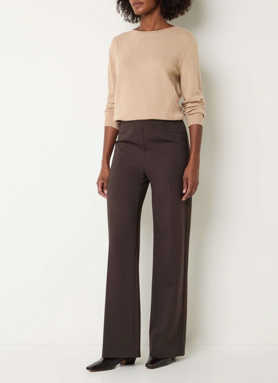 BRAX Lillyth high waist straight fit broek - voorkant 4 chocoladebruin