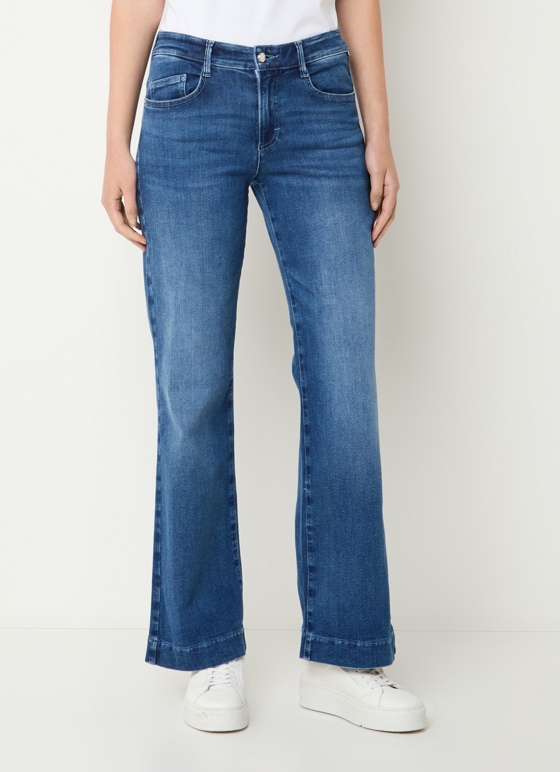 BRAX Maine high waist flared jeans met steekzakken - detail 4 lichtblauw