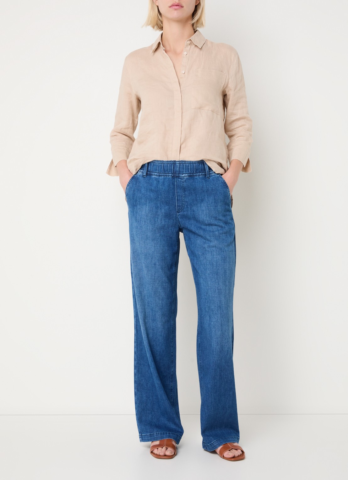 BRAX Maine high waist straight fit jeans met steekzakken  - voorkant 4 donkerblauw
