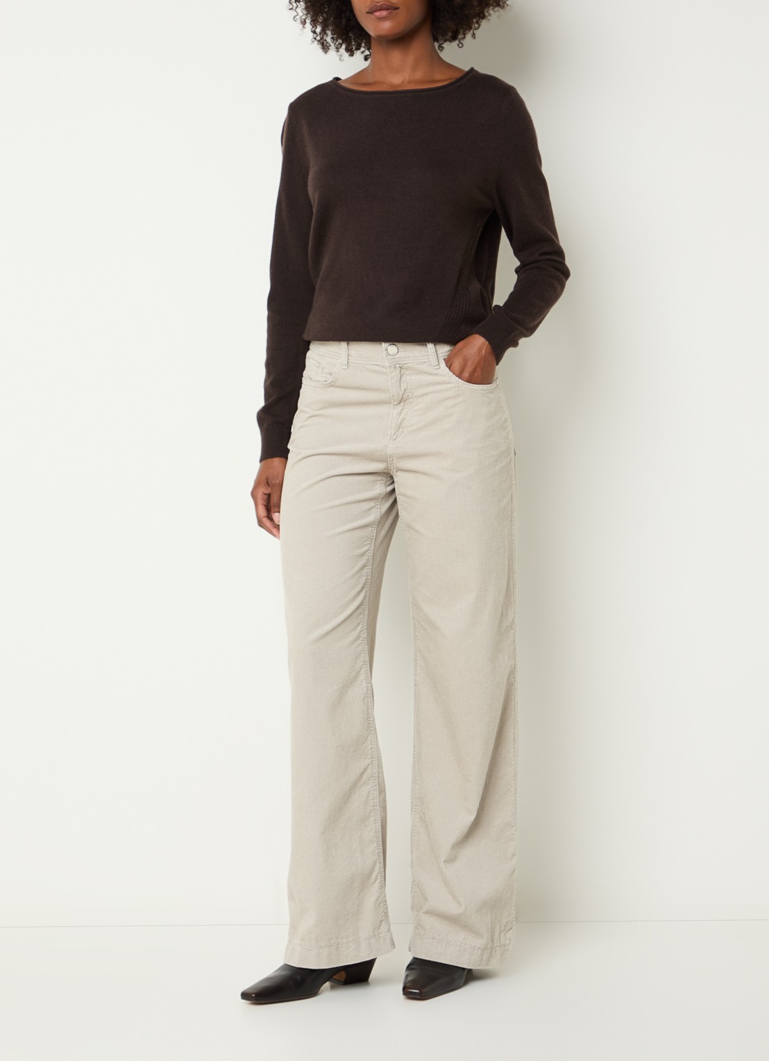 BRAX Maine mid waist straight fit broek van corduroy - voorkant 2 ivoor