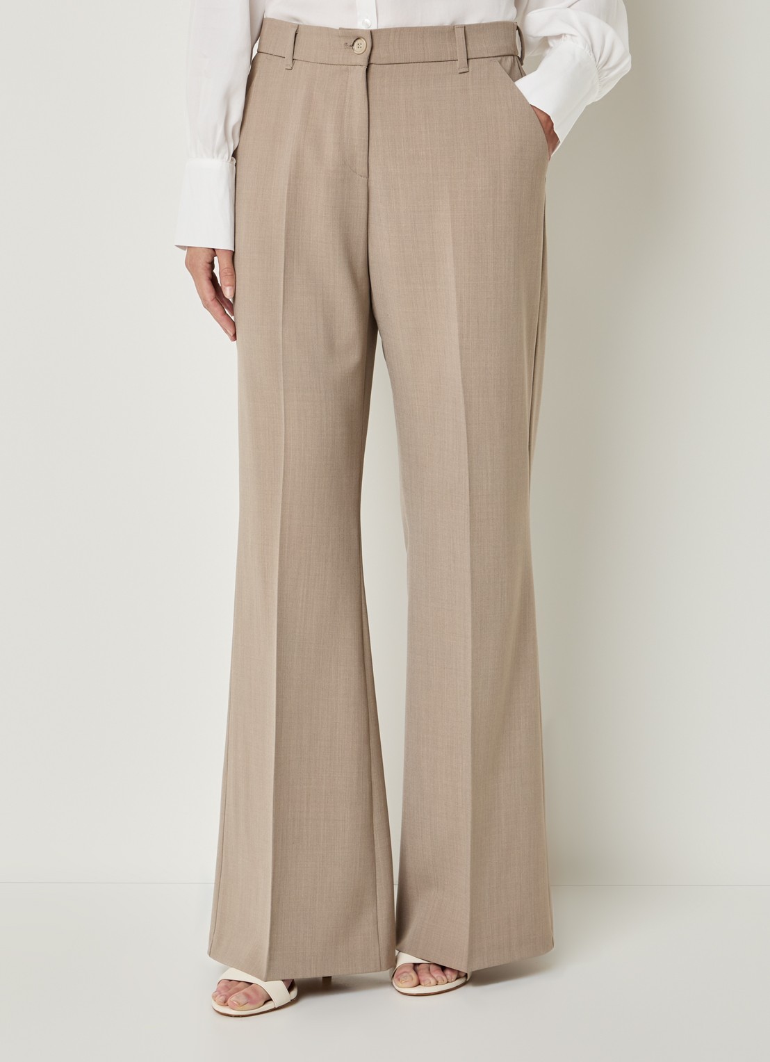 BRAX Maine mid waist wide fit palazzobroek in scheerwolblend  - detail 2 taupe