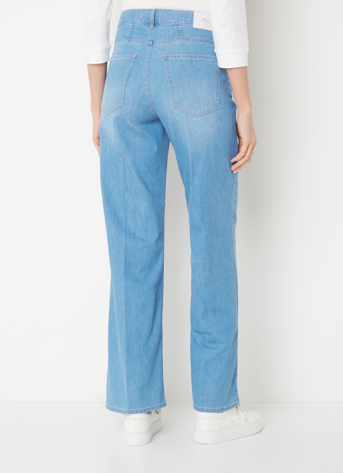 BRAX Maine mid waist wide leg jeans met lichte wassing - achterkant 3 indigo