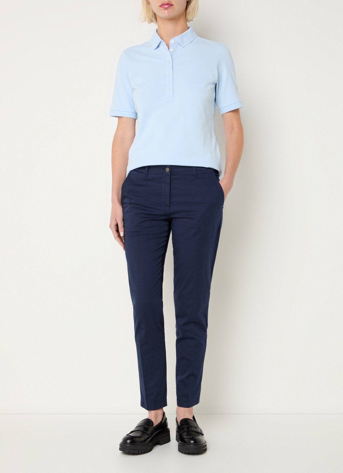 BRAX Maron mid waist cropped tapered fit chino met steekzakken - voorkant 2 donkerblauw