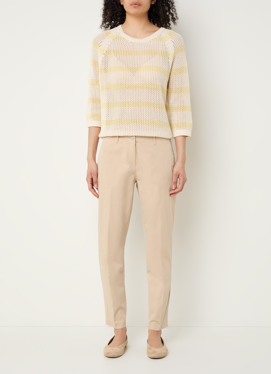 BRAX Maron mid waist cropped tapered fit chino met steekzakken - voorkant 3 camel