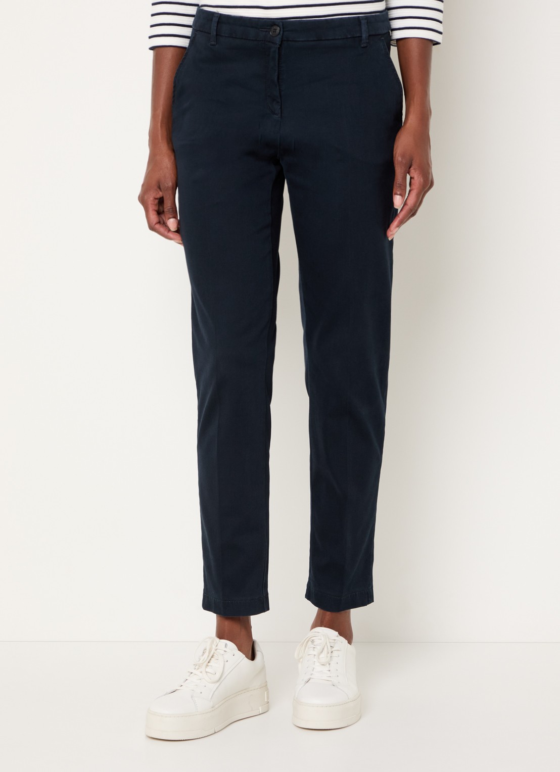 BRAX Maron mid waist slim fit chino  met elastische band - detail donkerblauw