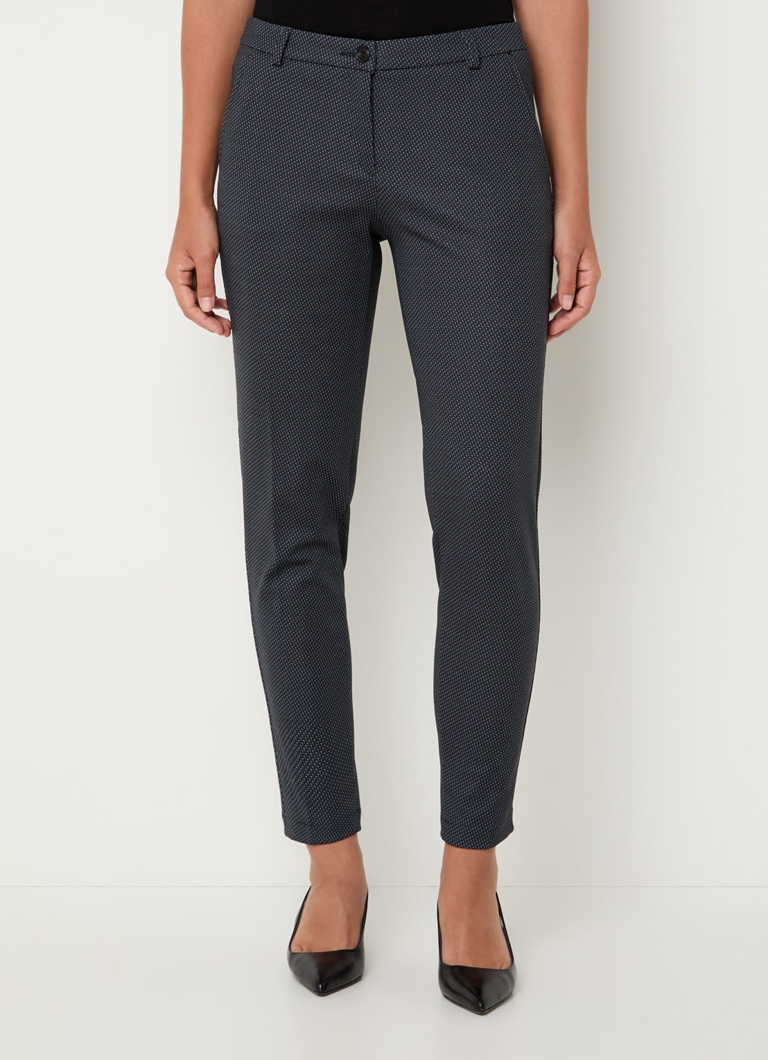 BRAX Maron S mid waist slim fit cropped chino met elastische band - detail donkerblauw