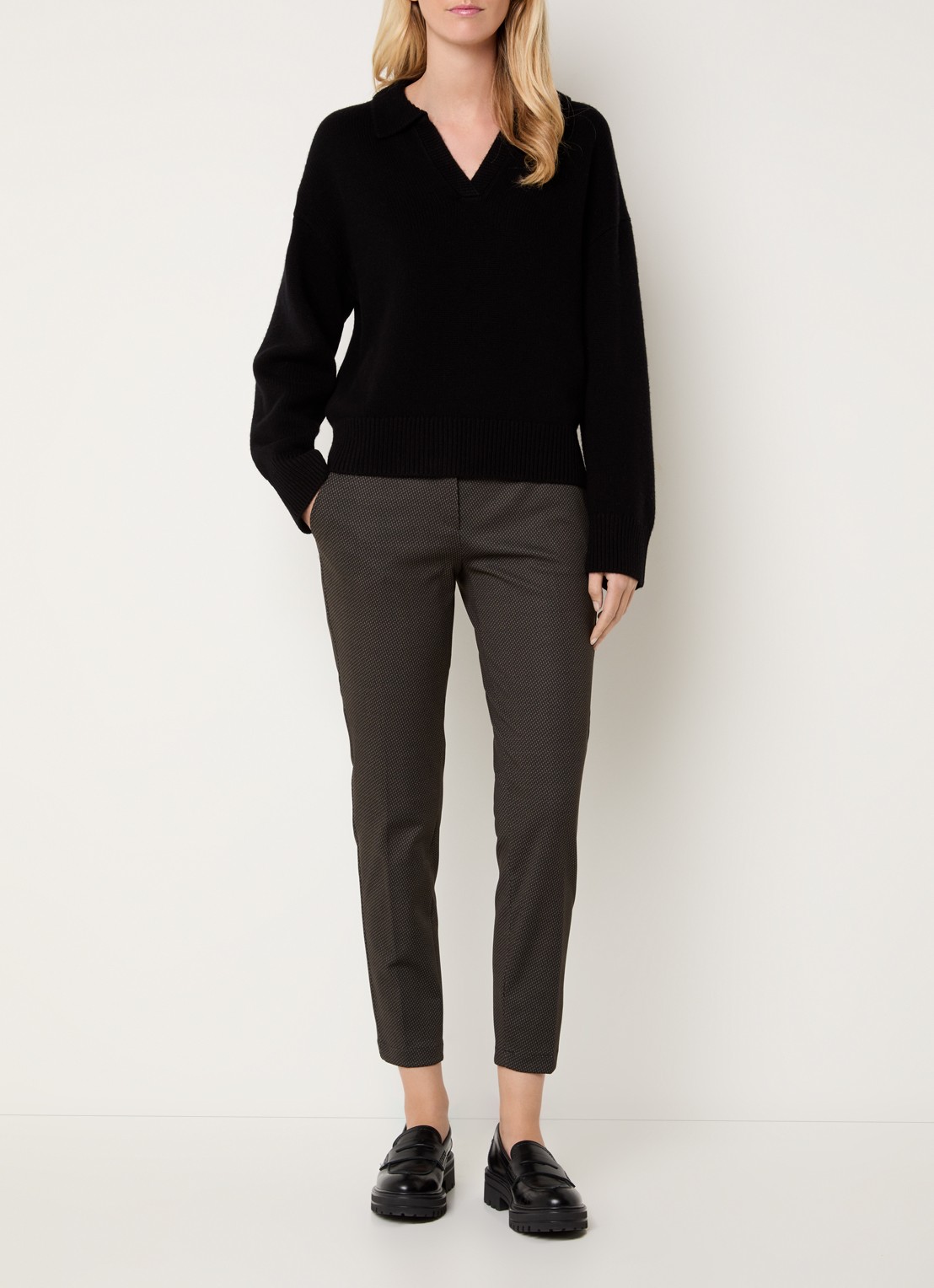 BRAX Maron S mid waist slim fit cropped chino met elastische band - voorkant 4 donkergroen