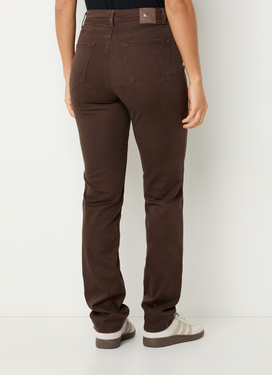 BRAX Mary high waist slim fit chino met steekzakken - achterkant 5 donkerbruin