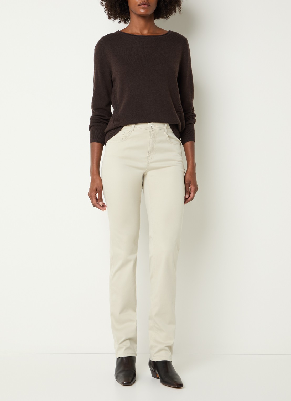 BRAX Mary high waist slim fit chino met steekzakken - voorkant 5 gebroken wit