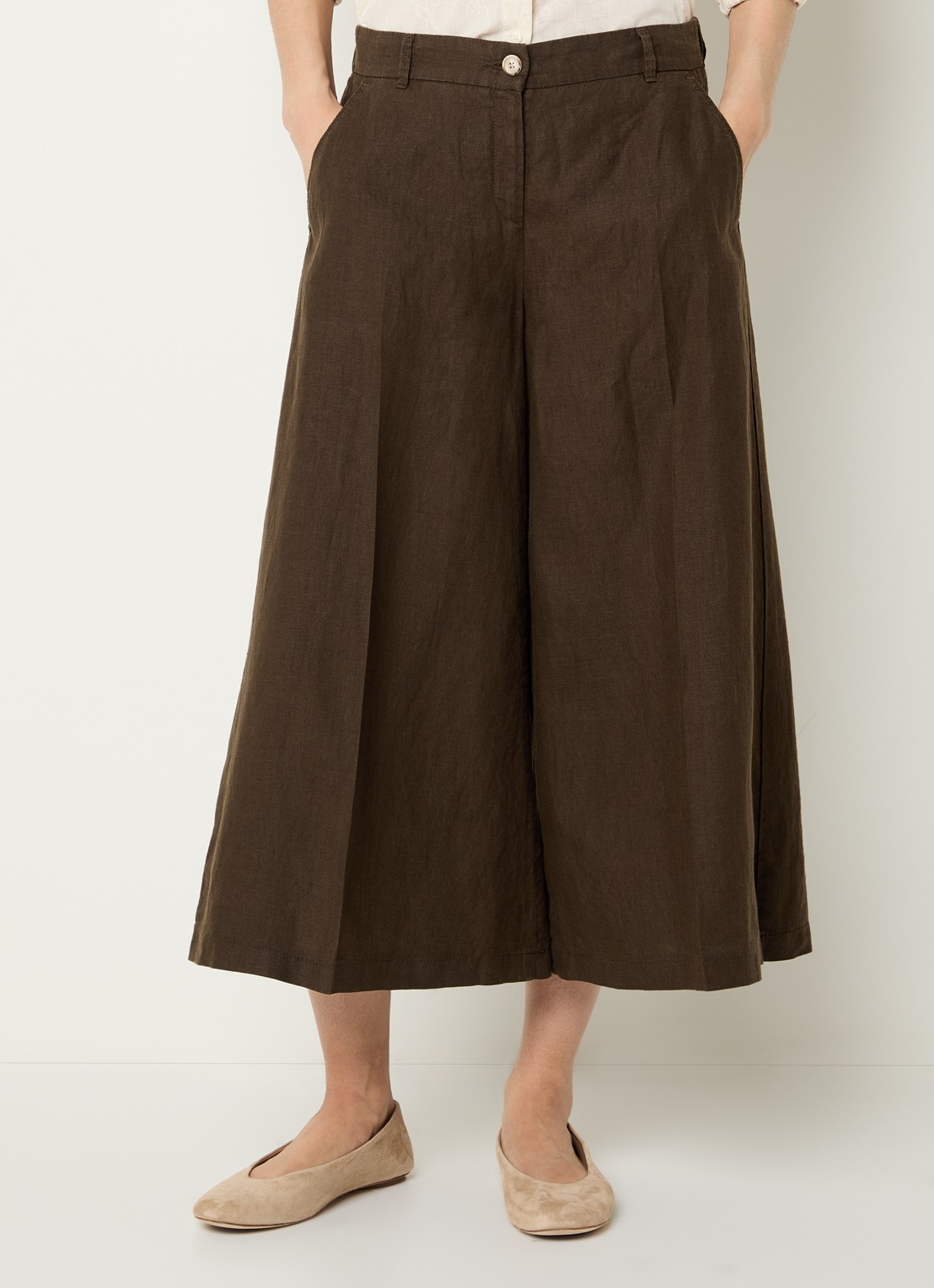BRAX Melli high waist wide leg culotte van linnen met steekzakken - detail donkerbruin