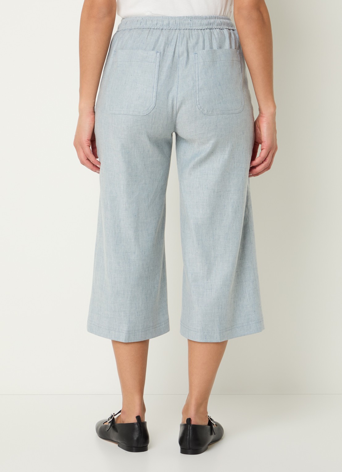 BRAX Philippa mid waist wide fit cropped broek in linnenblend - achterkant blauwgrijs