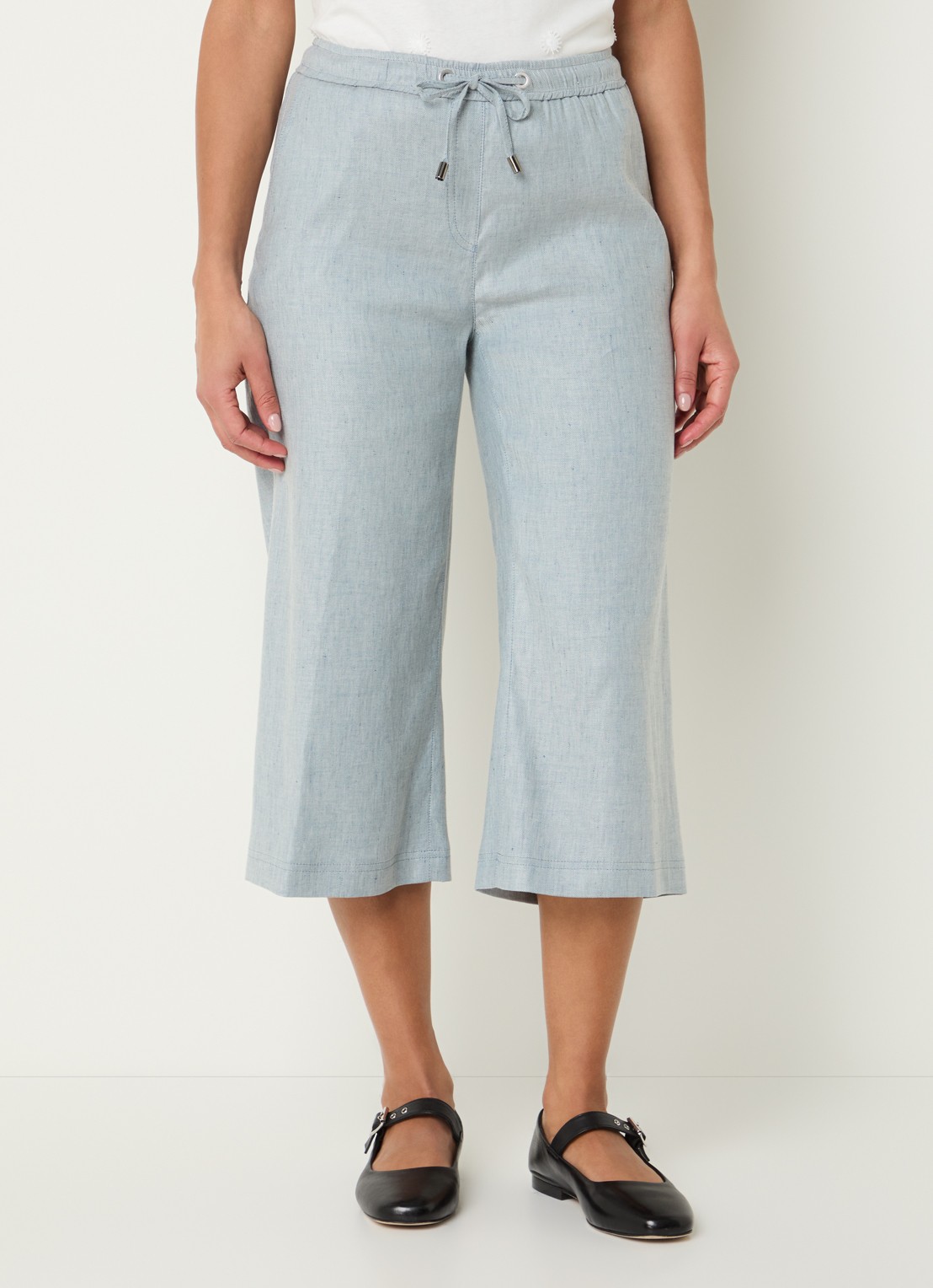 BRAX Philippa mid waist wide fit cropped broek in linnenblend - detail 2 blauwgrijs