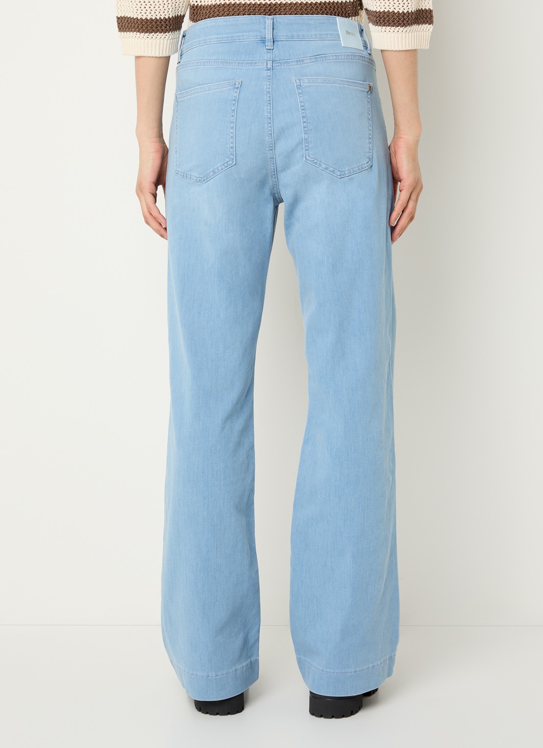 BRAX Shakira high waist flared jeans met steekzakken - achterkant 5 indigo