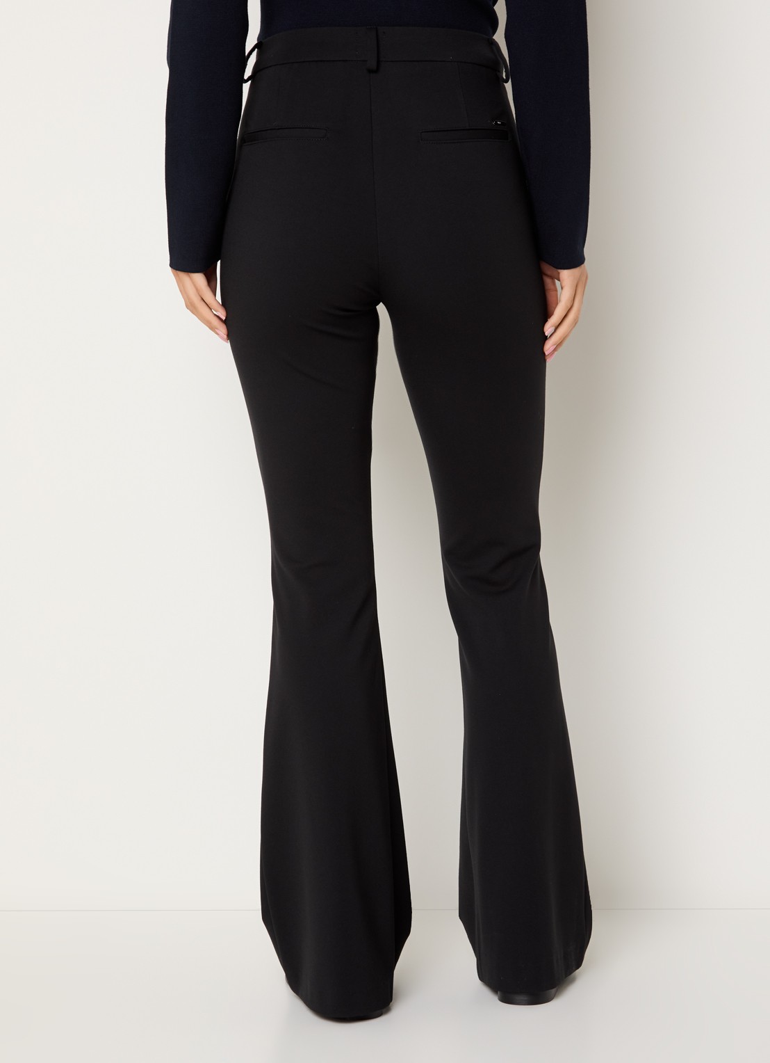BRAX Shakira high waist loose fit pantalon met steekzakken - achterkant 4 zwart