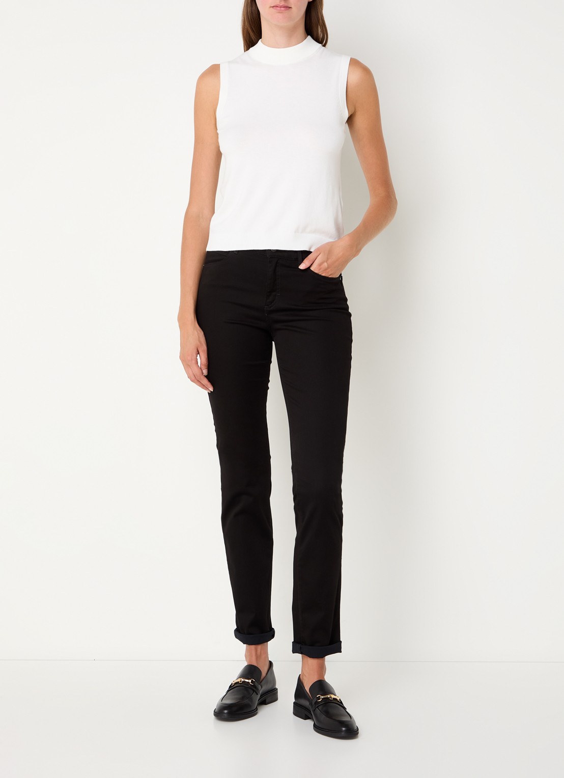 BRAX Shakira mid waist slim fit broek   - voorkant 6 zwart