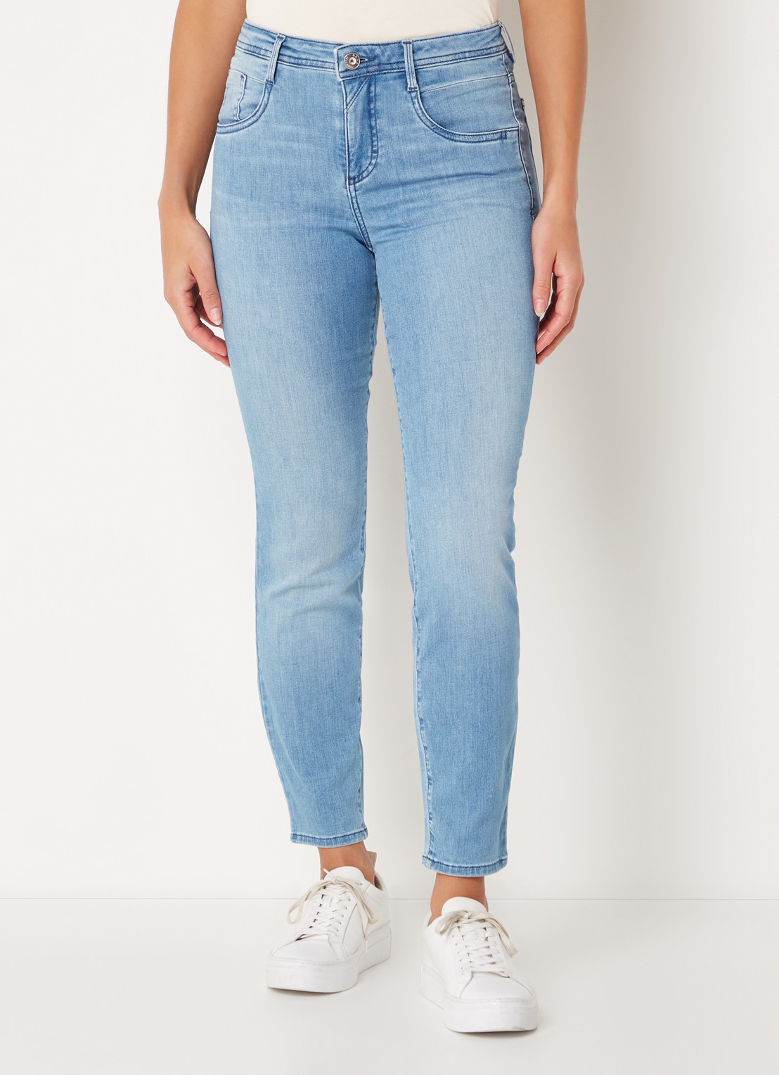 BRAX Shakira mid waist slim fit jeans met lichte wassing - detail 2 indigo