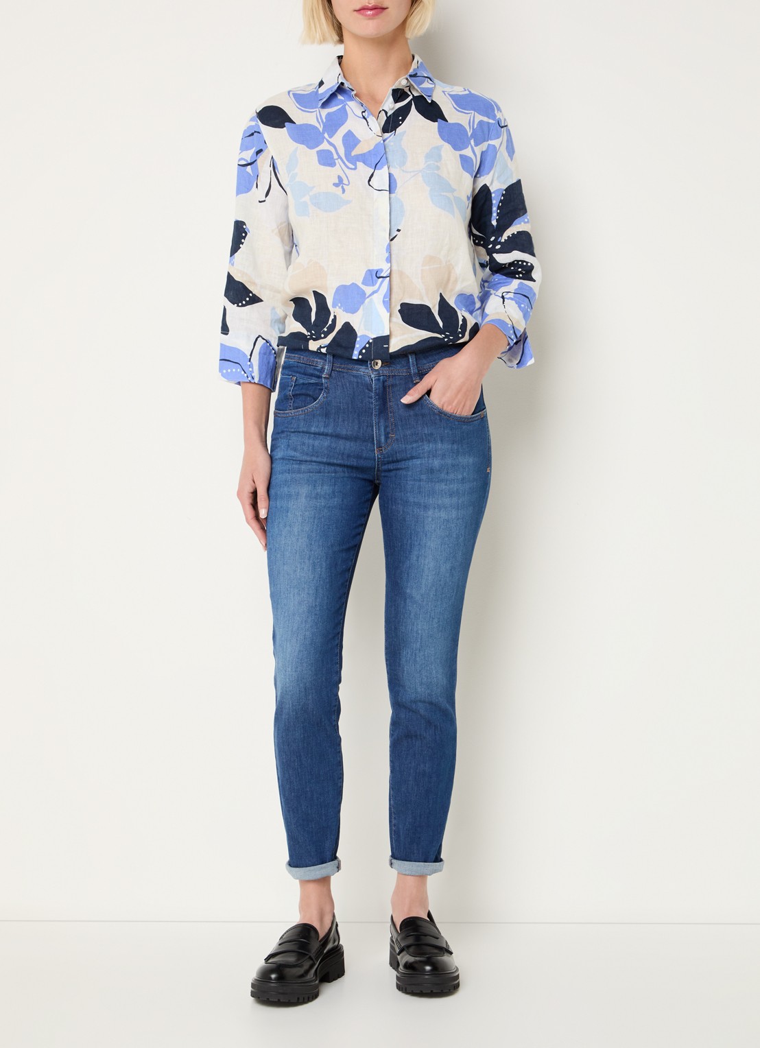 BRAX Shakira mid waist slim fit jeans  met steekzakken - voorkant 4 blauw