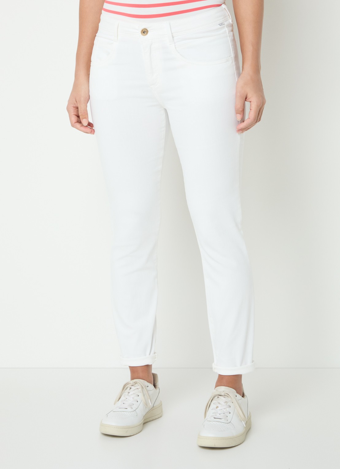 BRAX Shakira mid waist slim fit jeans  met steekzakken - detail wit
