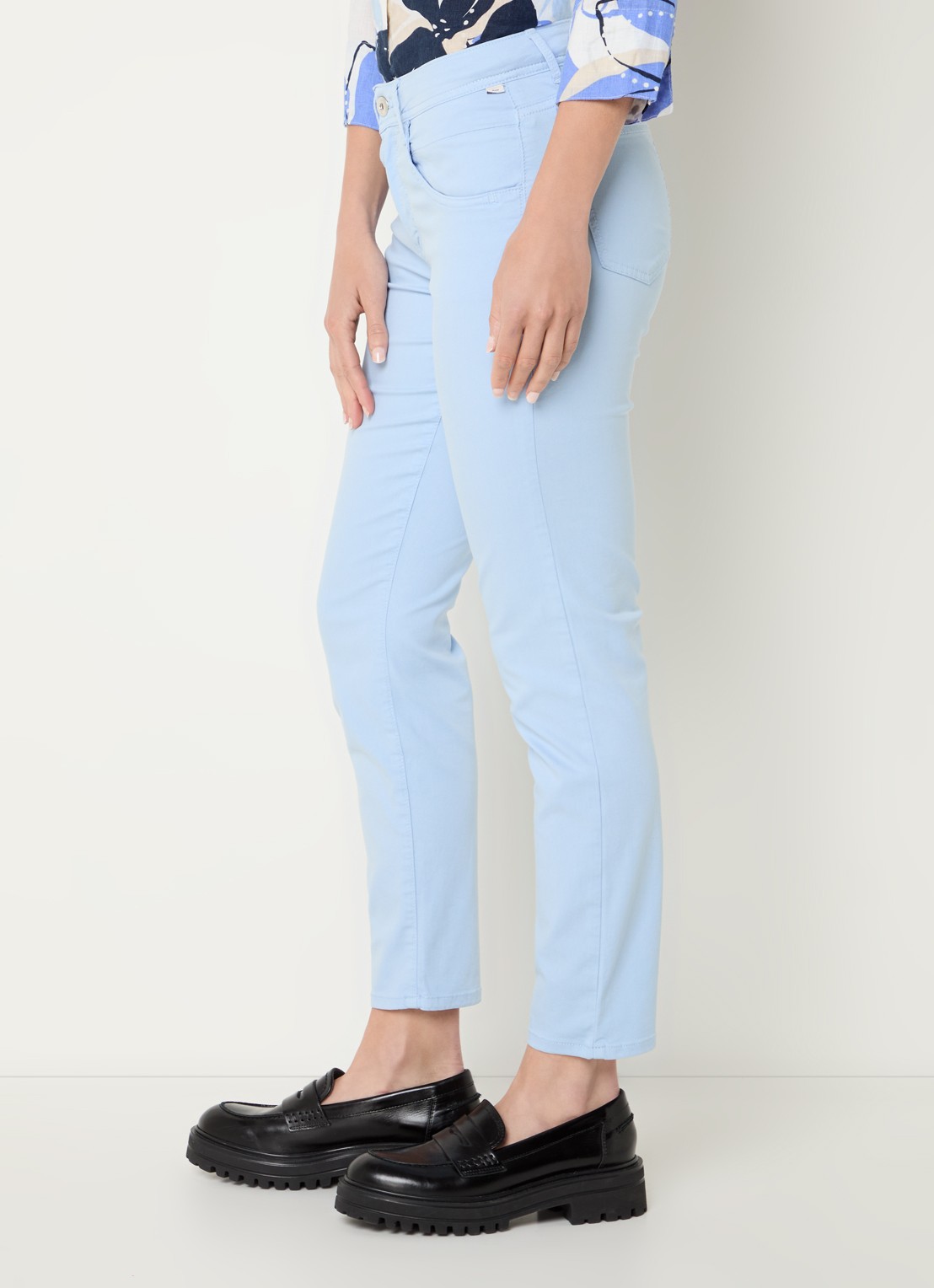 BRAX Shakira mid waist slim fit jeans  - detail 4 lichtblauw