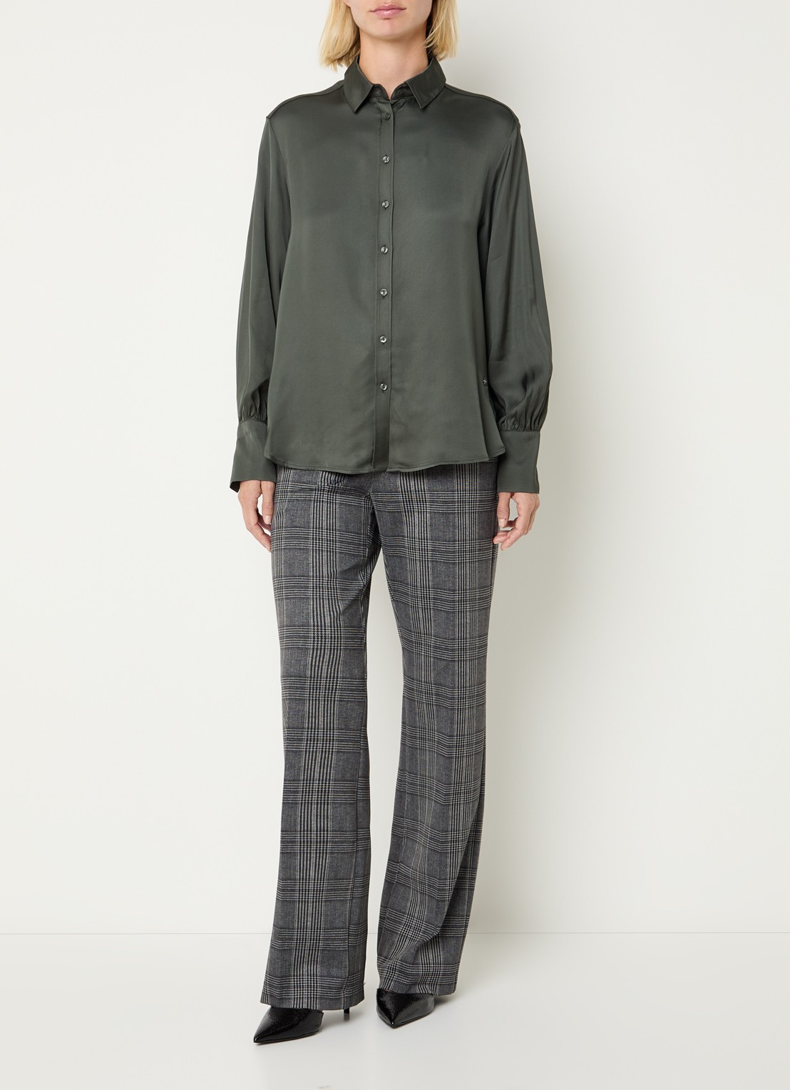 BRAX Vic blouse van satijn - voorkant 4 donkergroen