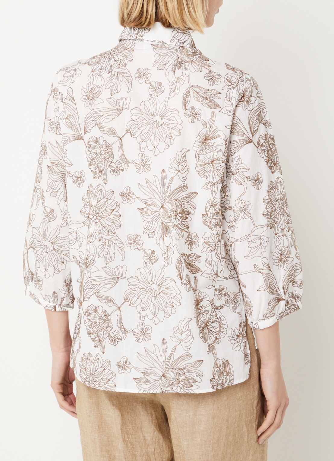 BRAX Vicki blouse met bloemborduring - achterkant 3 donkerbruin