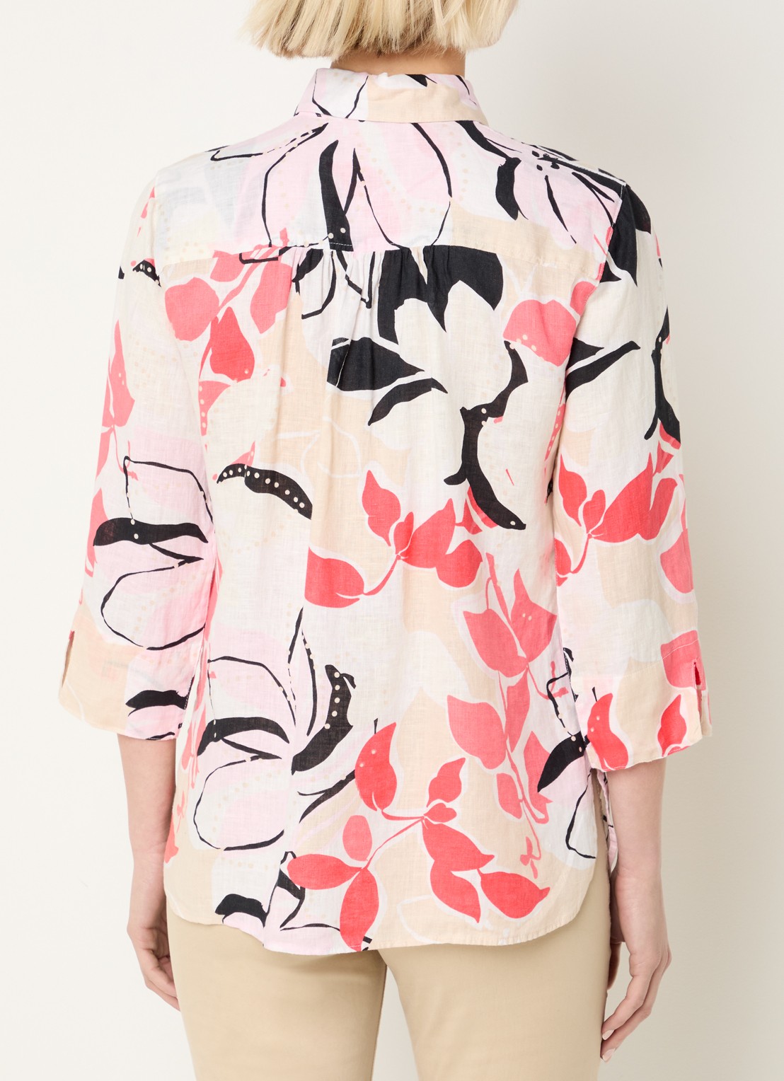 BRAX Vicki blouse van linnen met bloemenprint  - achterkant 5 koraal