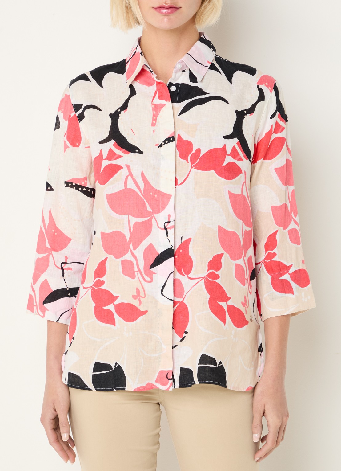 BRAX Vicki blouse van linnen met bloemenprint  - detail 3 koraal