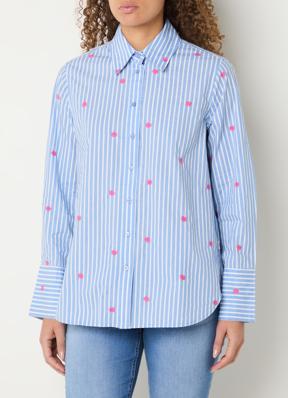 BRAX Viki blouse met streepprint en borduring - detail 2 blauw