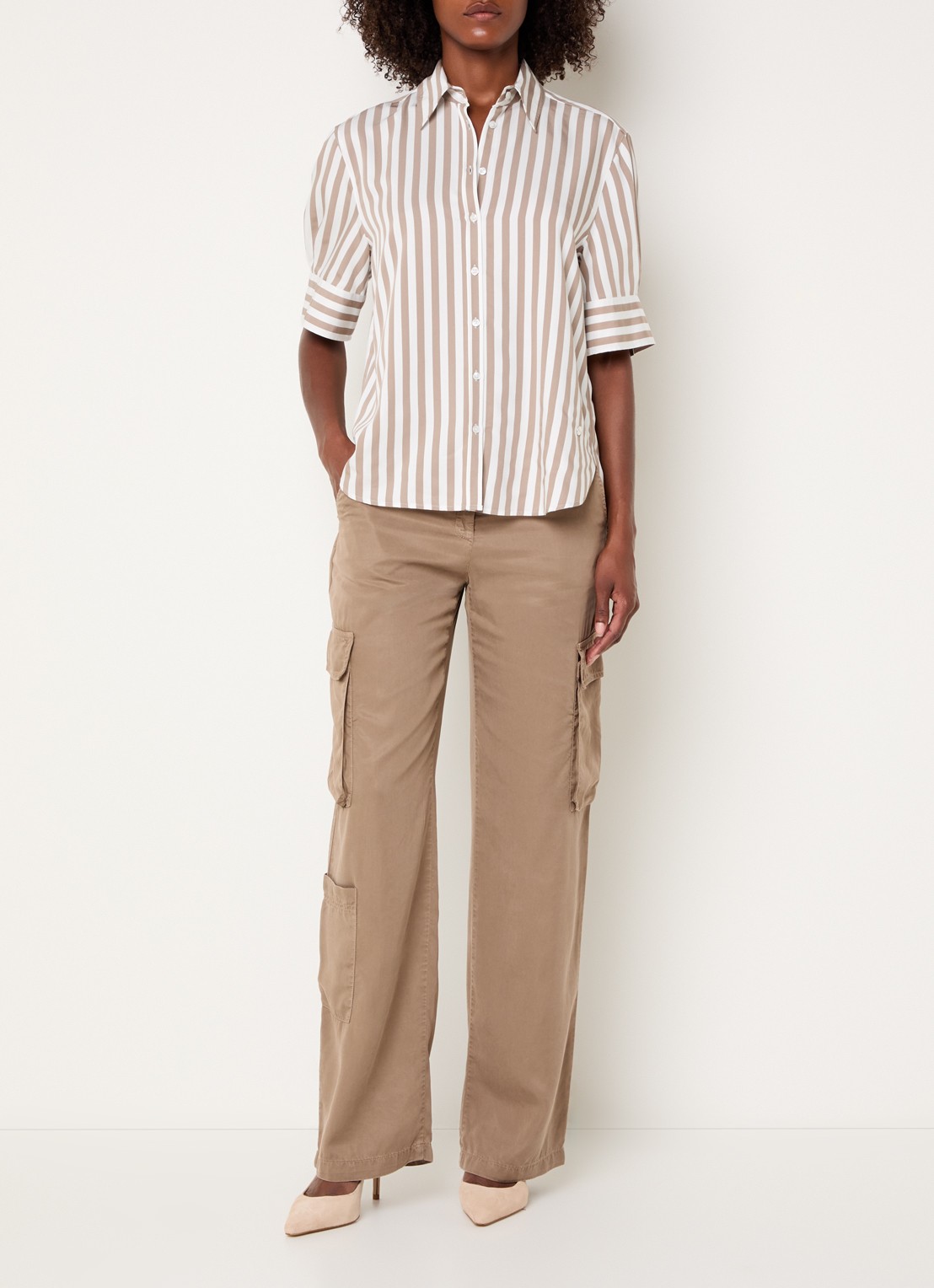 BRAX Villy blouse met streepprint - voorkant 2 taupe
