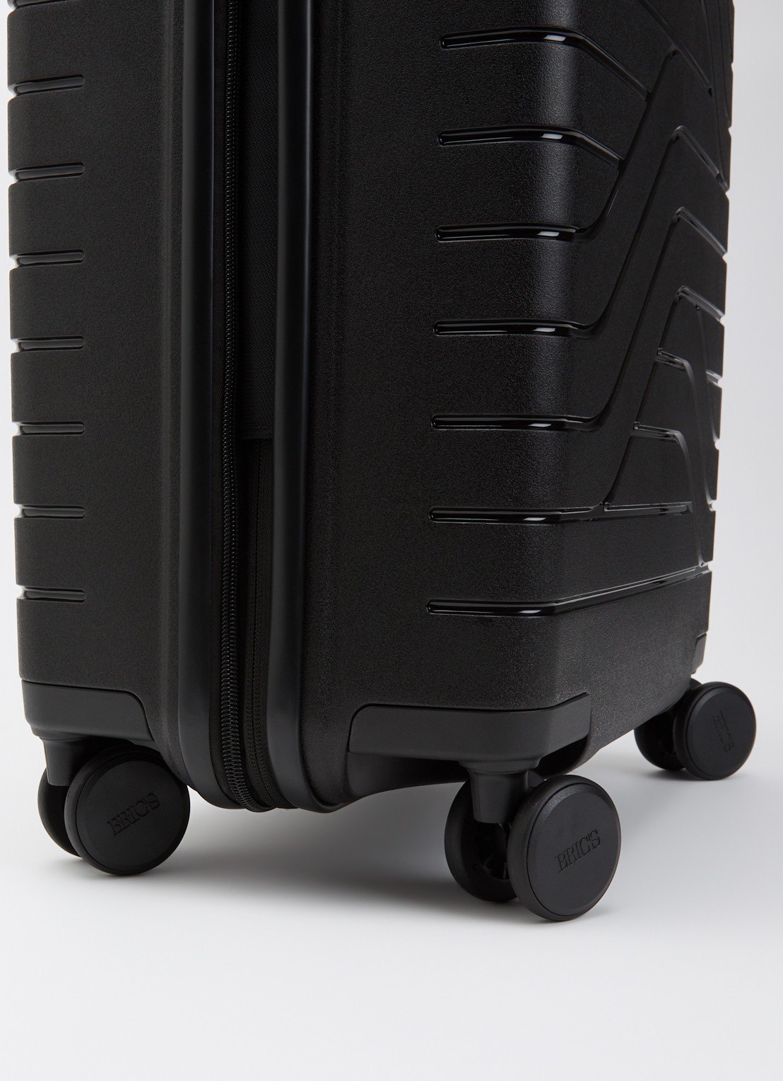 Bric's B|Y Ulisse vergrootbare spinner 65 cm - detail 3 zwart