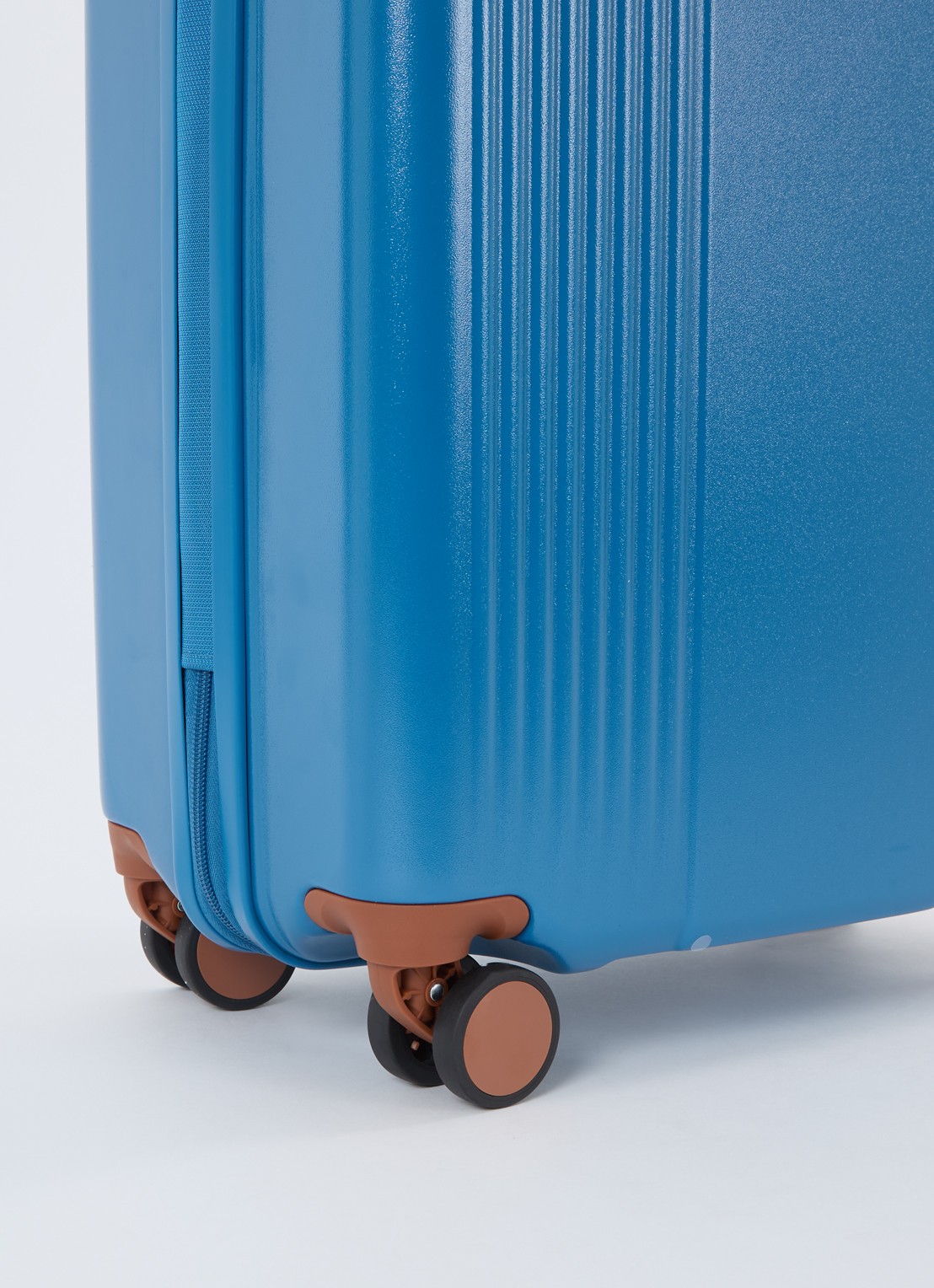 Bric's Ferrarra spinner 55 cm  - detail 5 blauw