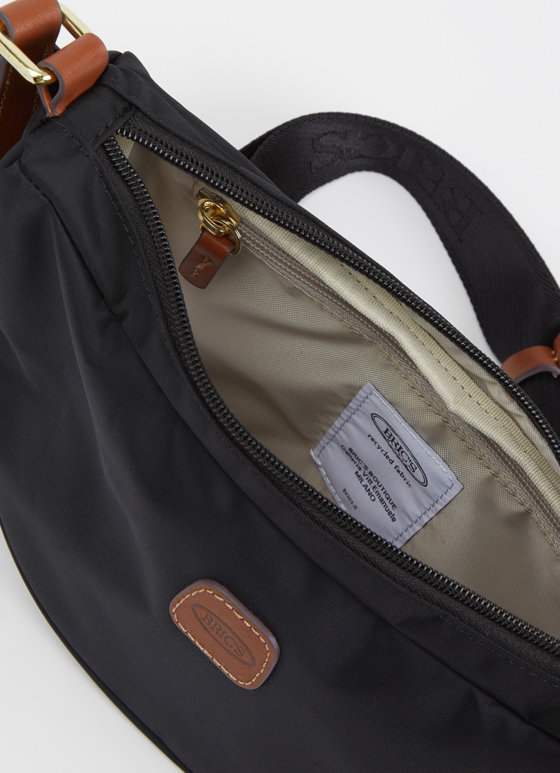 Bric's X-Collection crossbodytas met logo - detail 2 zwart