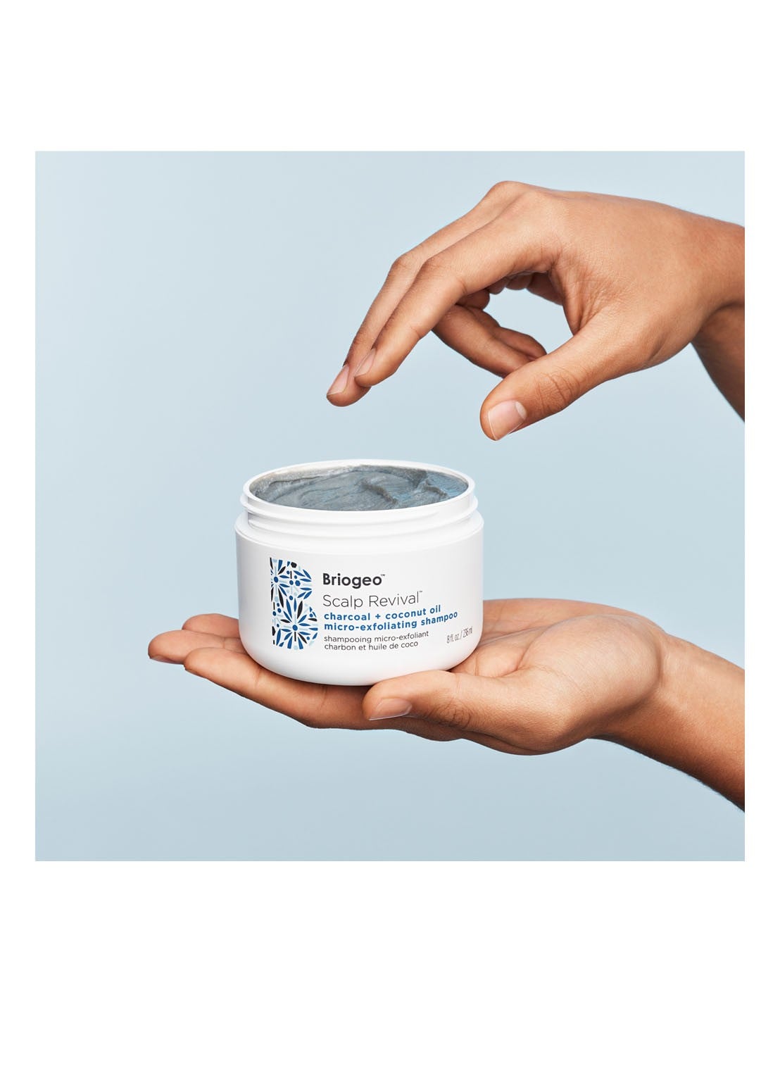 Briogeo Scalp Revival Charcoal + Coconut Oil Micro-Exfoliating Shampoo - anti-roos shampoo - detail 4 undefined